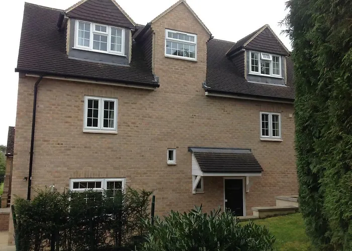 Oxford Apartments 2